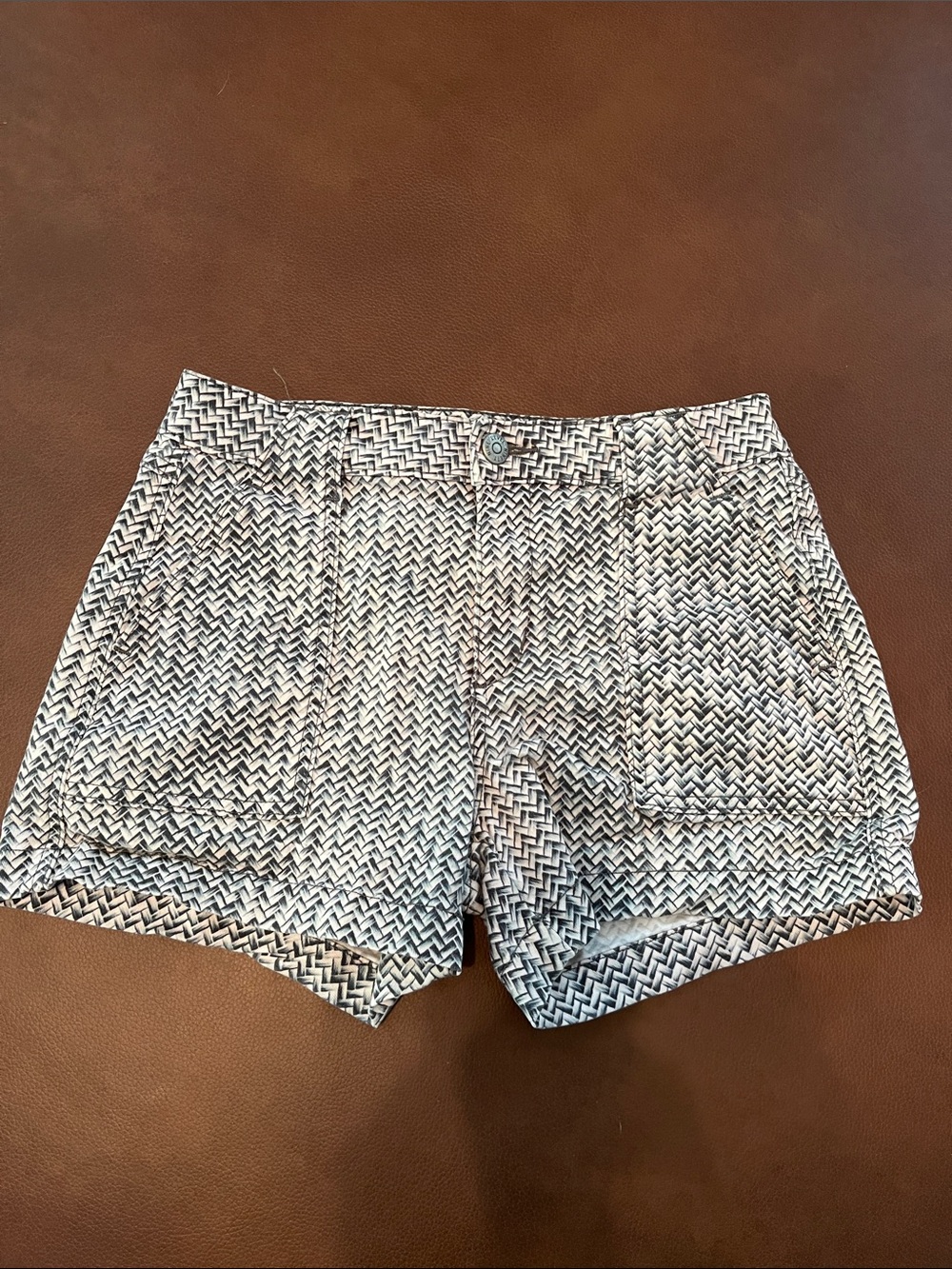 Level 99 shorts 25